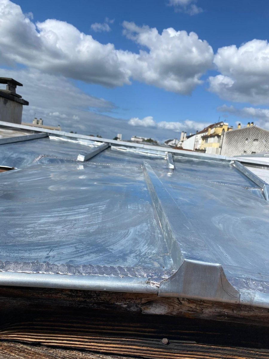 Rénovation toiture toitaux en zinc